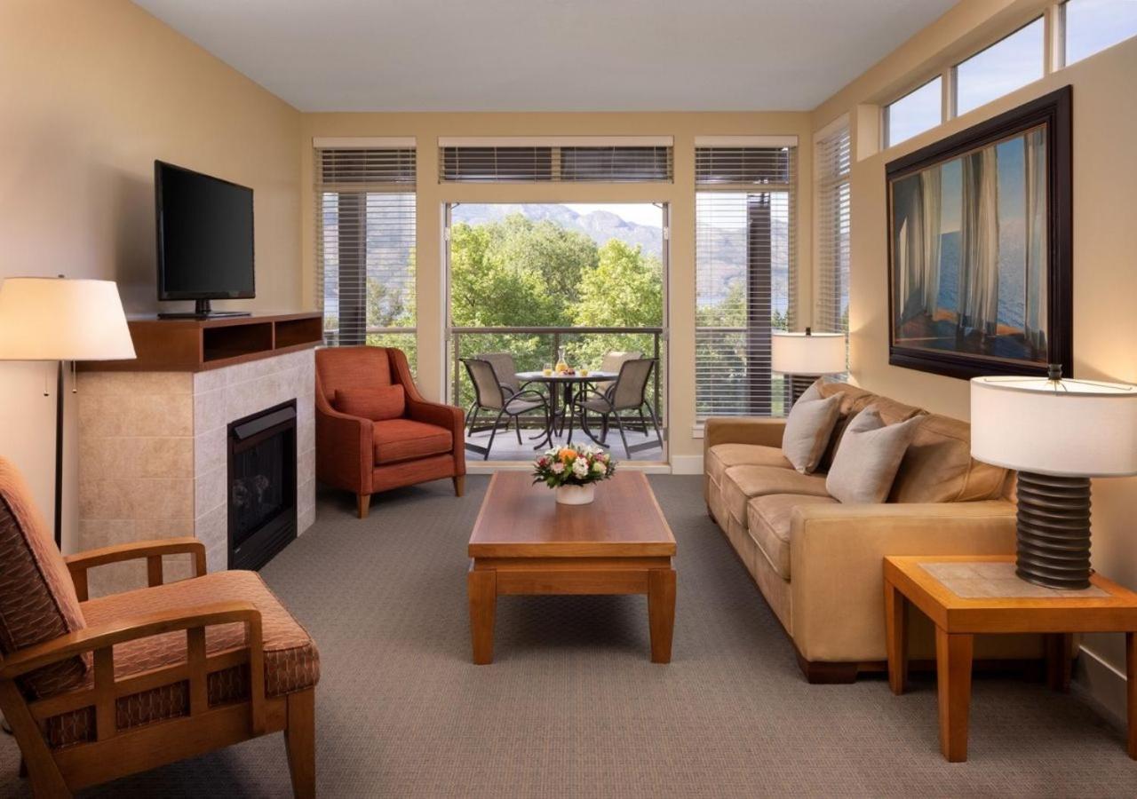 The Cove Lakeside Resort West Kelowna Εξωτερικό φωτογραφία